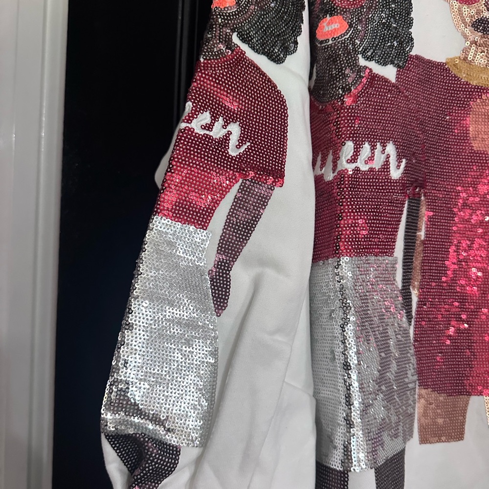 QUEEN OF SPARKLES White Sweatshirt with Colorful Design - Picture 3 of 5